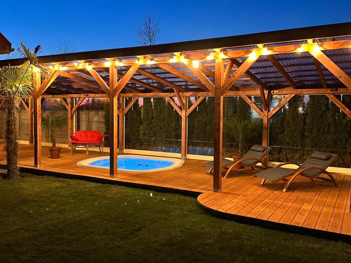 Morze Domkow Wellness & Spa Дзивновек Екстериор снимка